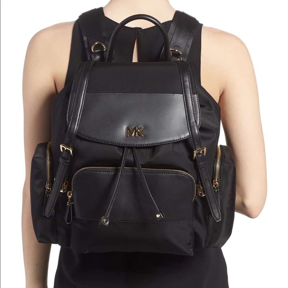 COPY - Michael Kors Beacon diaper bag black/gold details - Picture 2 of 16